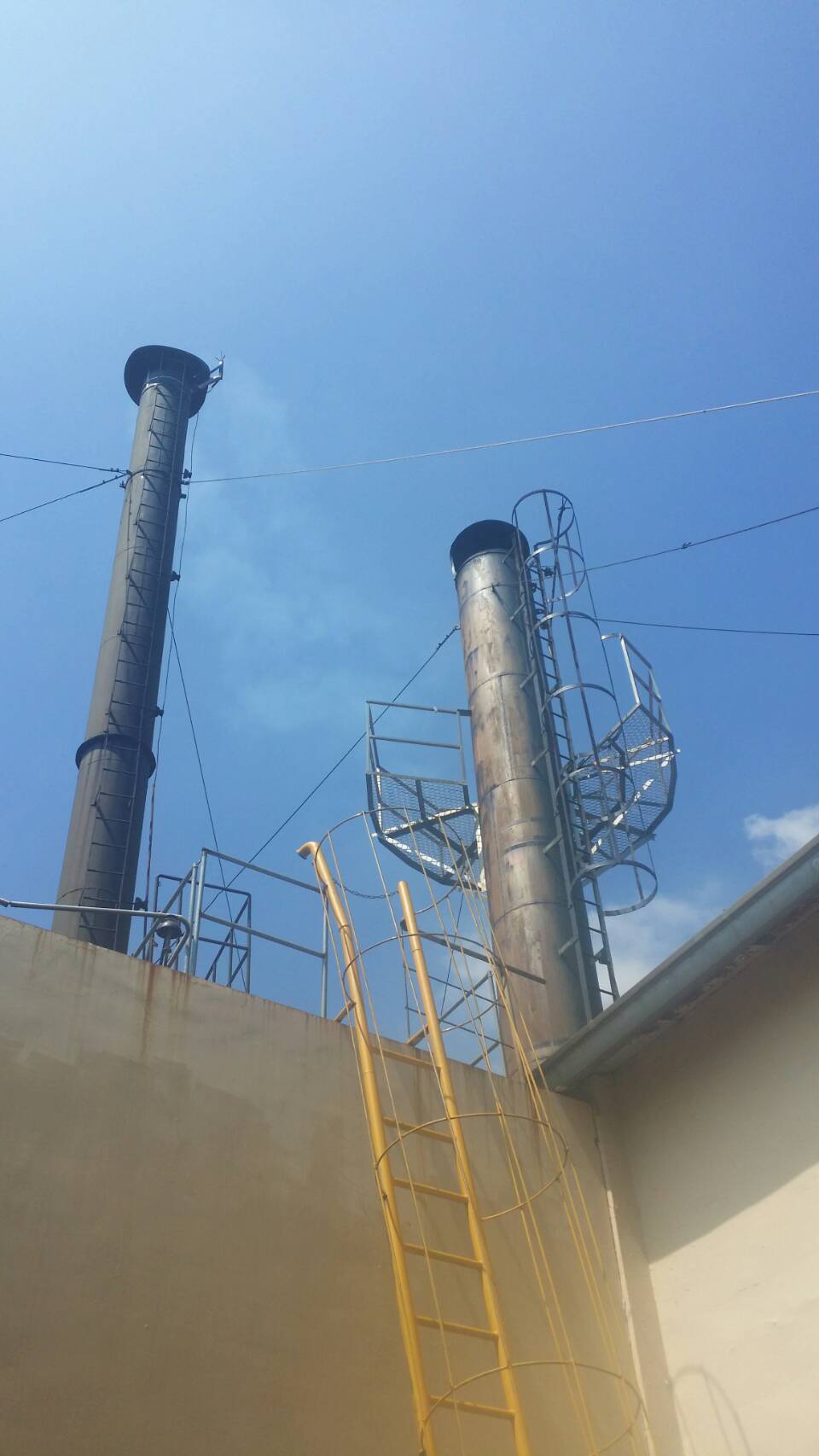 客製化不銹鋼鐵梯設計-勝佳工程行