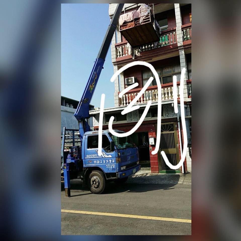 屏東大型吊車搬家