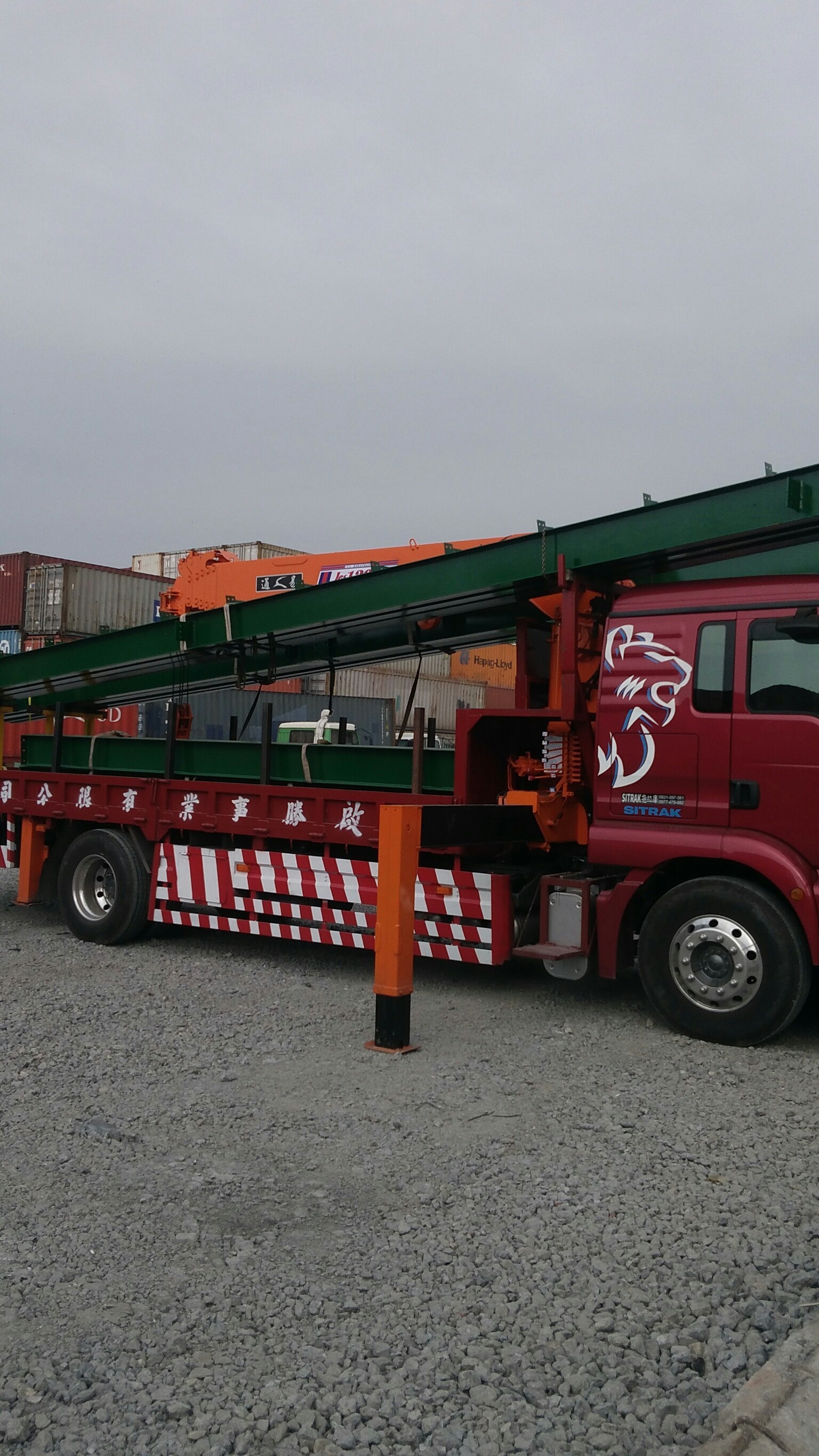 高雄吊車吊鋼骨