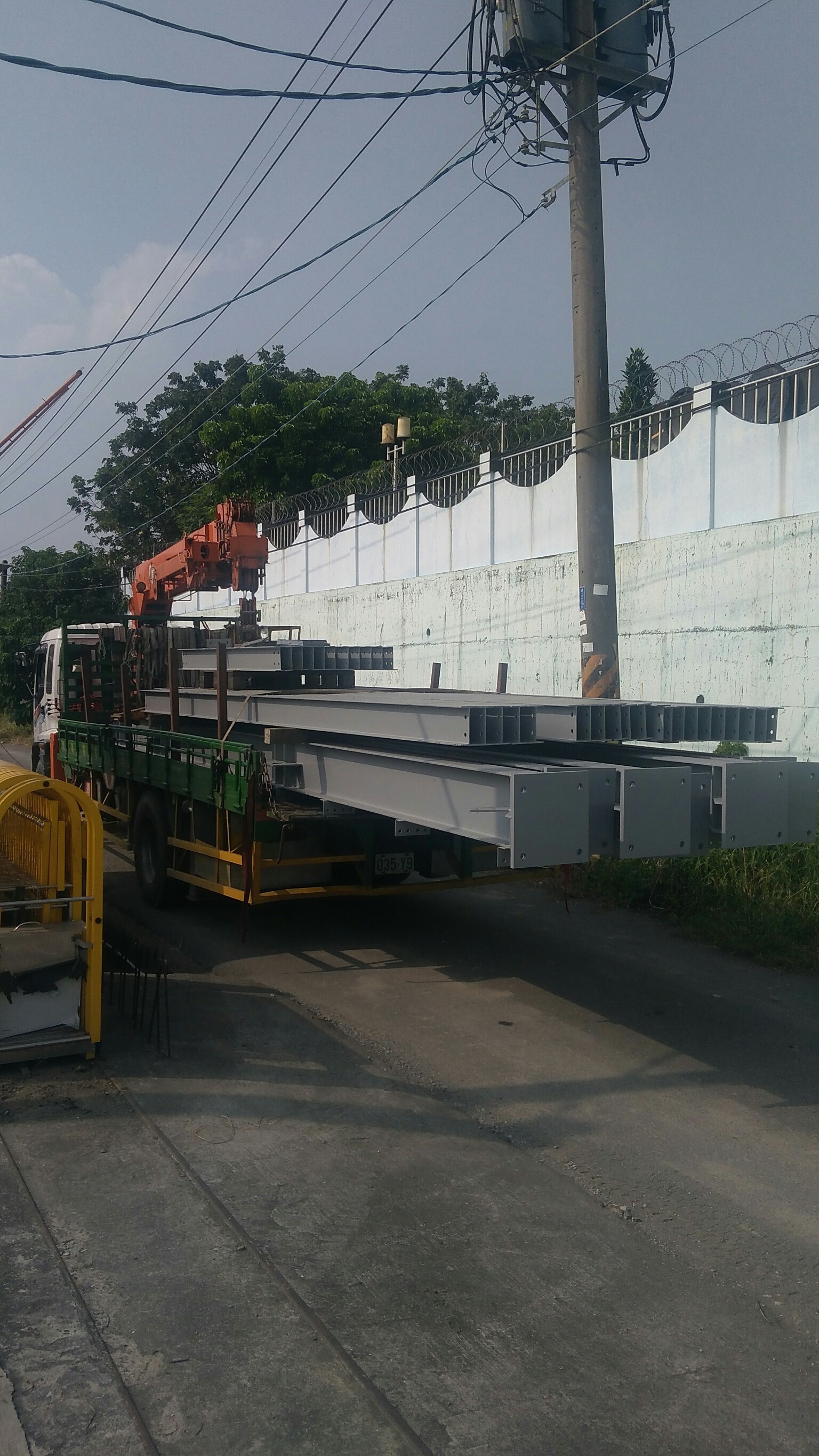 高雄鐵材吊掛運輸