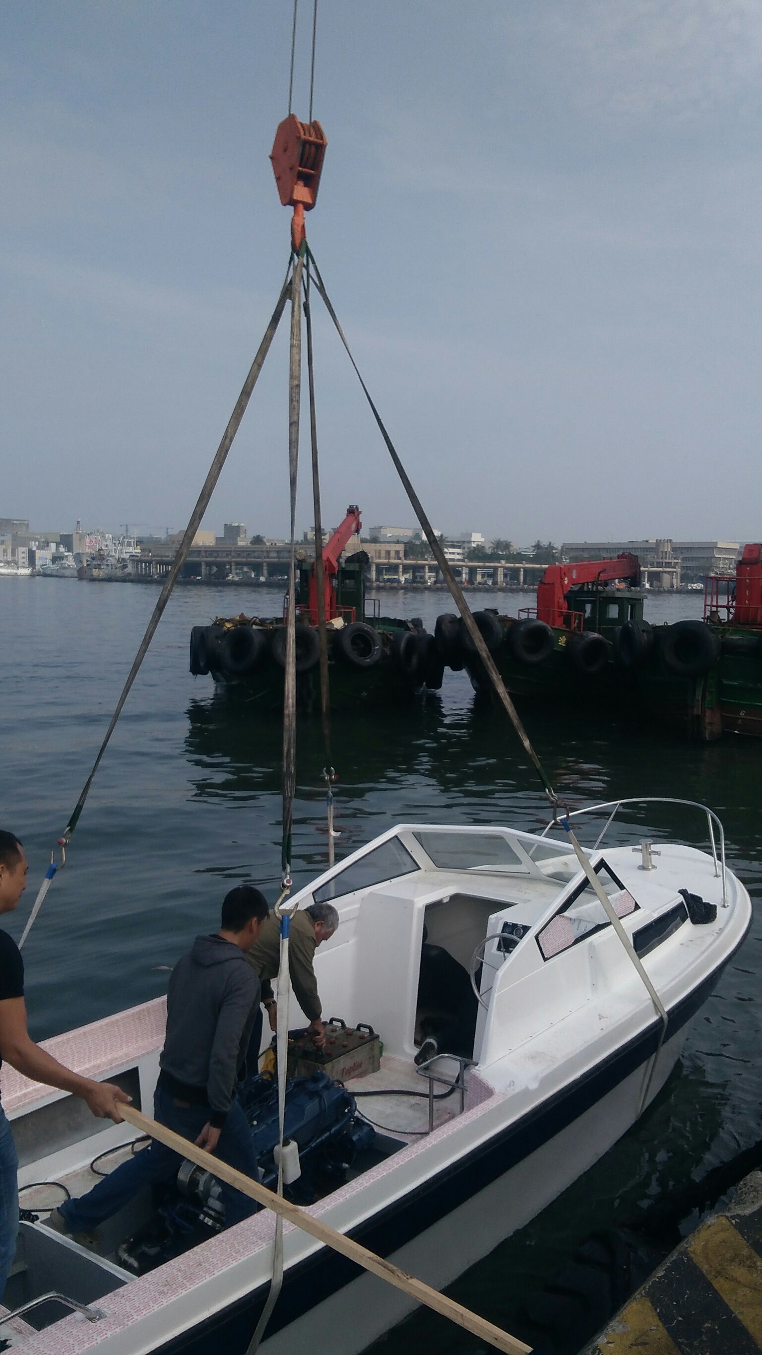 高雄吊卡車船舶運輸