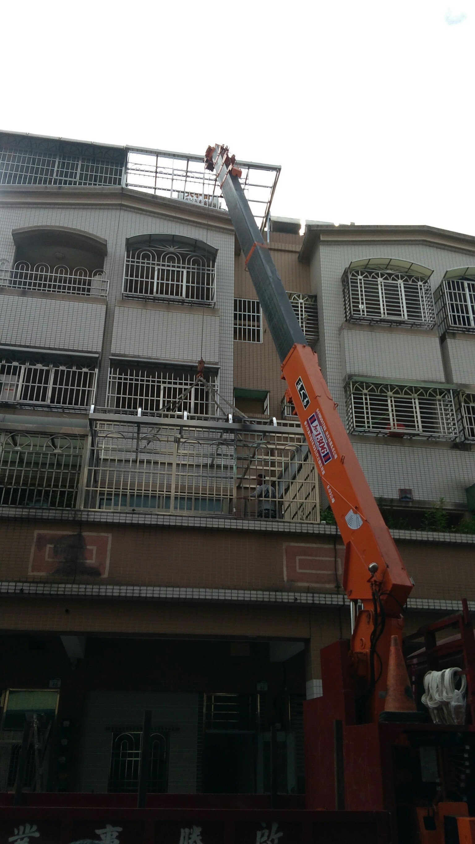 高雄遮雨棚吊掛
