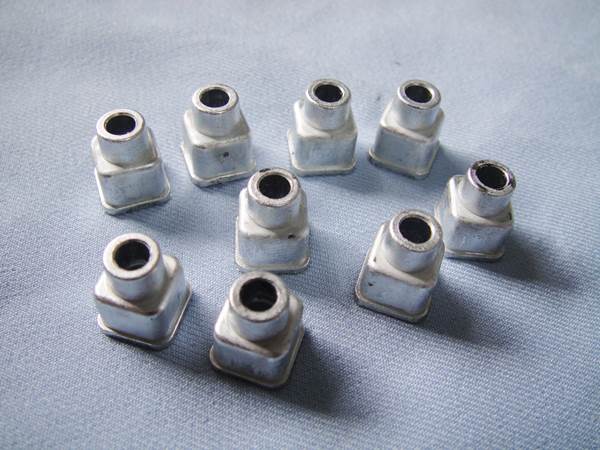 電子零件噴砂前