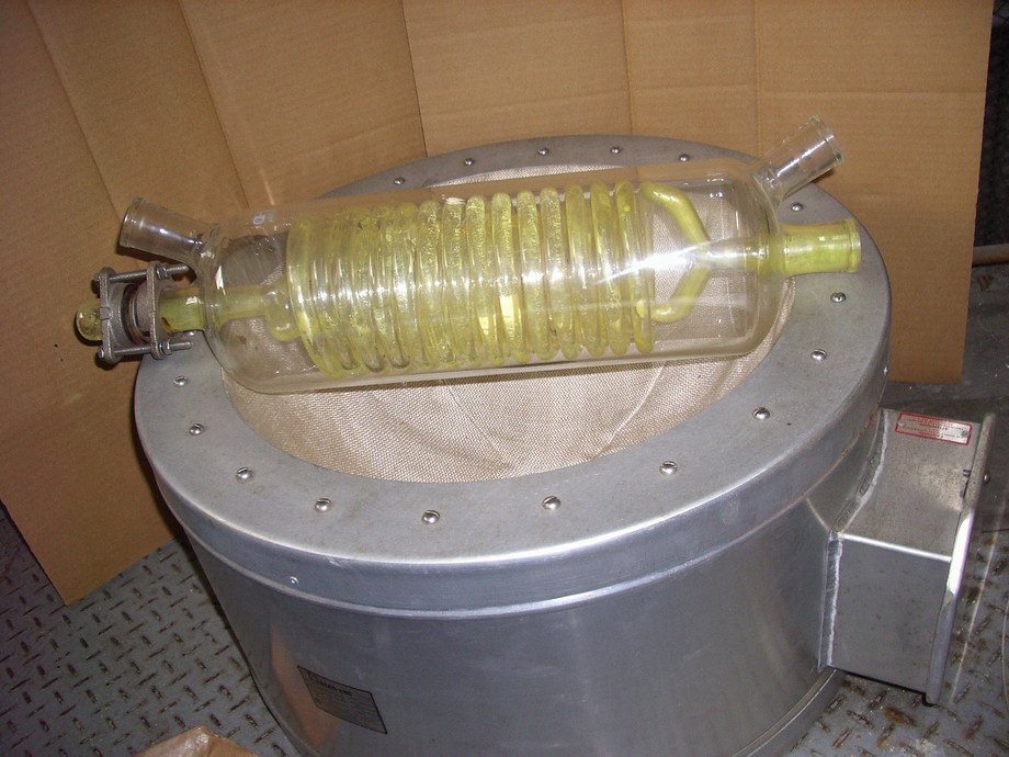 11.大型玻璃冷凝管直徑80mm