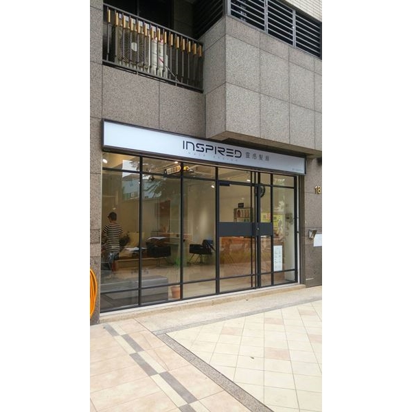 店面落地門、窗