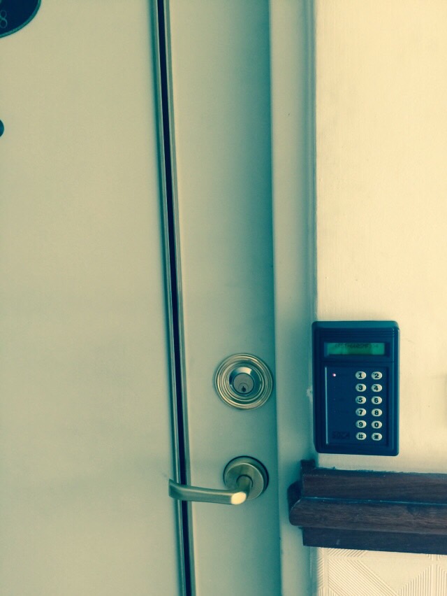 無聲電鎖感應門禁系統安裝範列