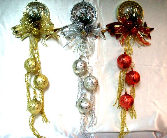 4717622272956聖誕壓花三球+鍊條吊飾-金銀紅