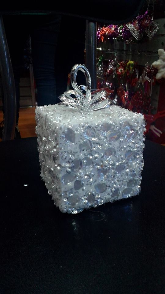 4715872470542聖誕亮片禮物盒吊飾