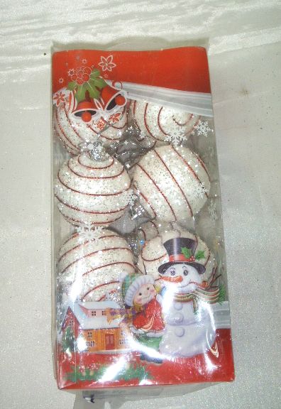 4715872474014-16入白底紅線聖誕球