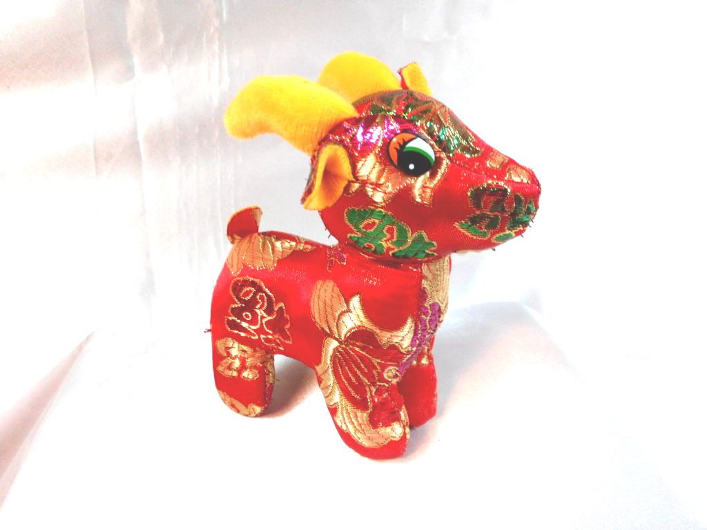 彩絲綢仿真羊擺飾