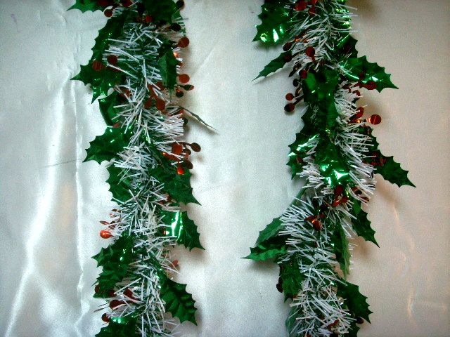 4717622272956-2呎乳白紅果聖誕金蔥條