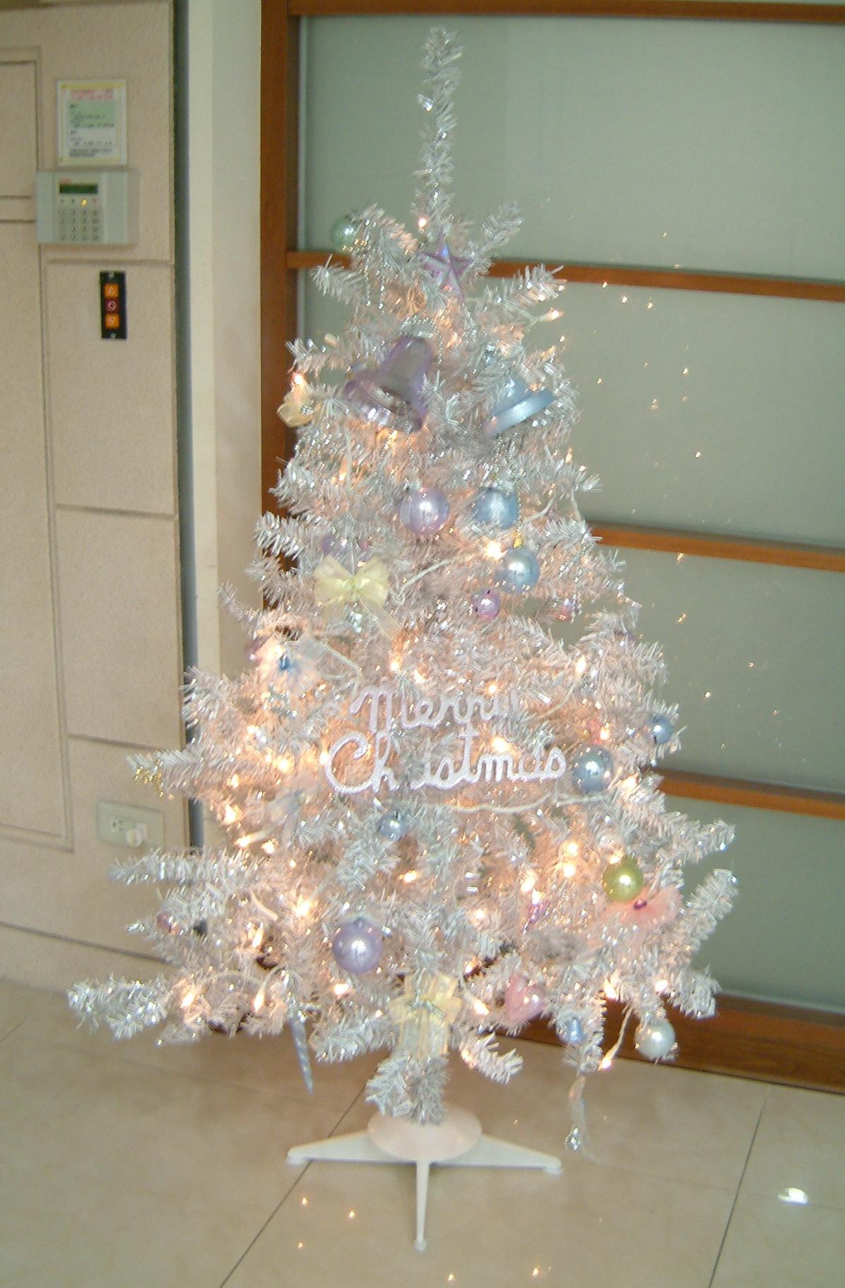 4711542839879-7呎銀白雪蔥樹(不含飾品)