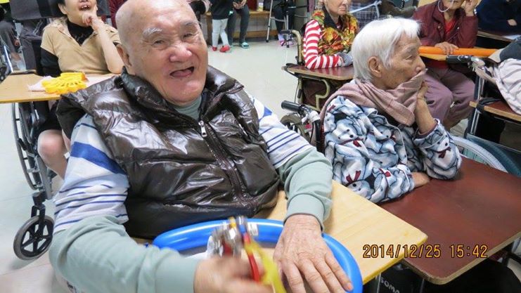 家福住民員工生日聖誕會