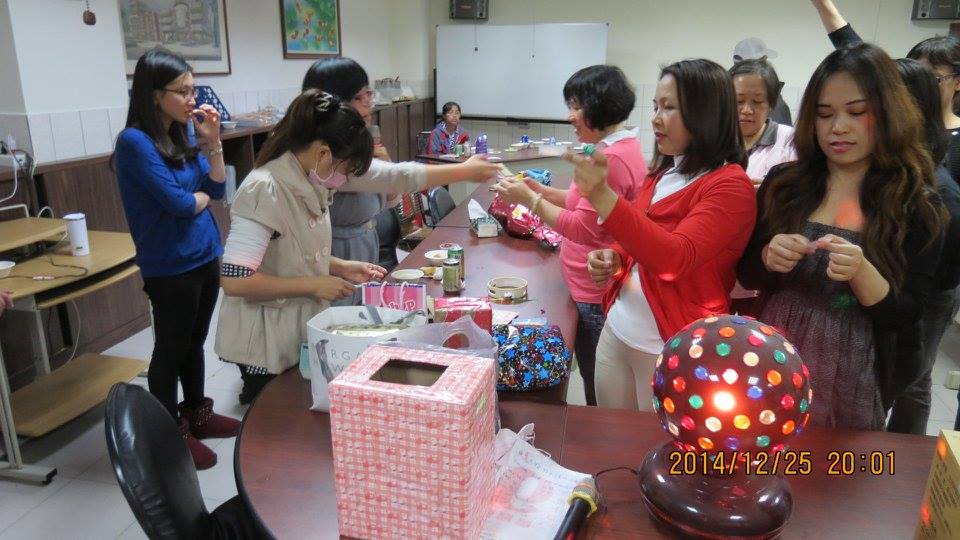 家福員工聖誕晚會