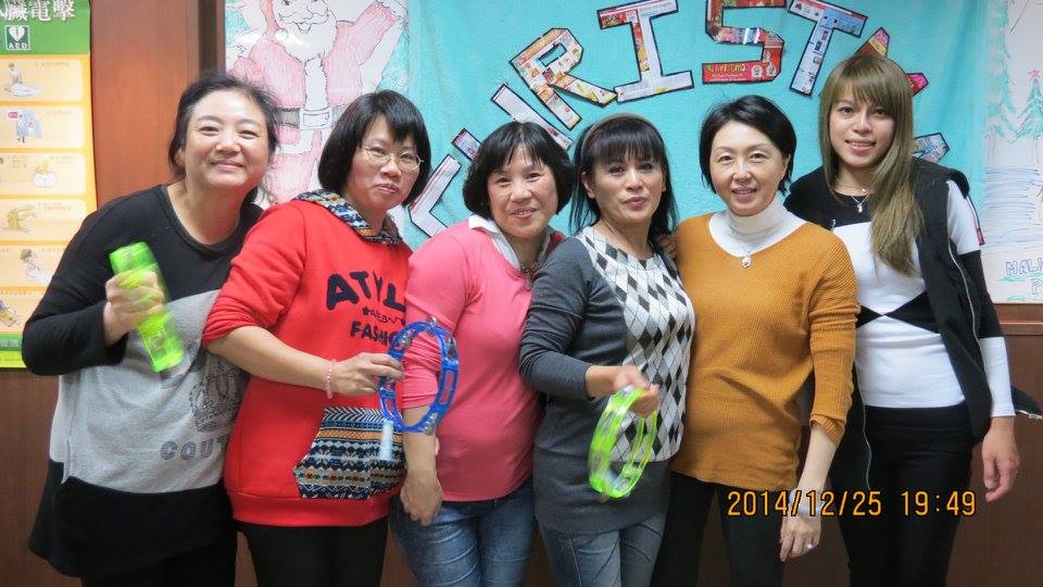 家福員工聖誕晚會