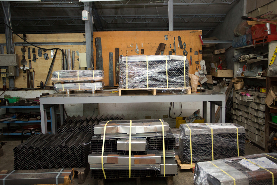 沖床五金製品、沖模