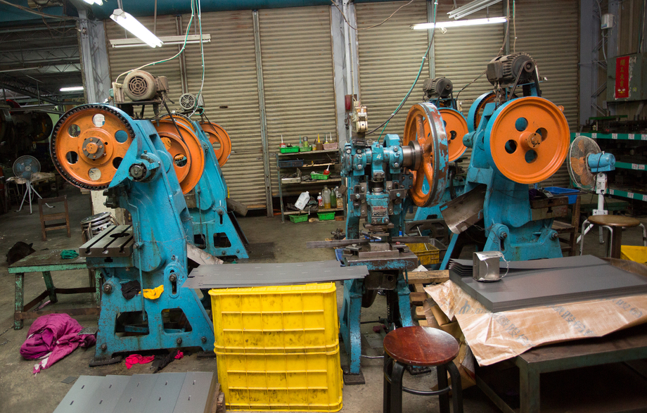 沖床五金製品、沖模