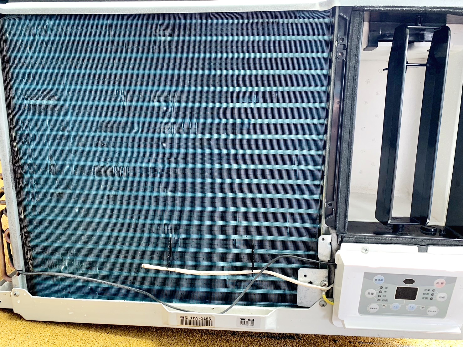 窗型冷氣藥劑清洗保養