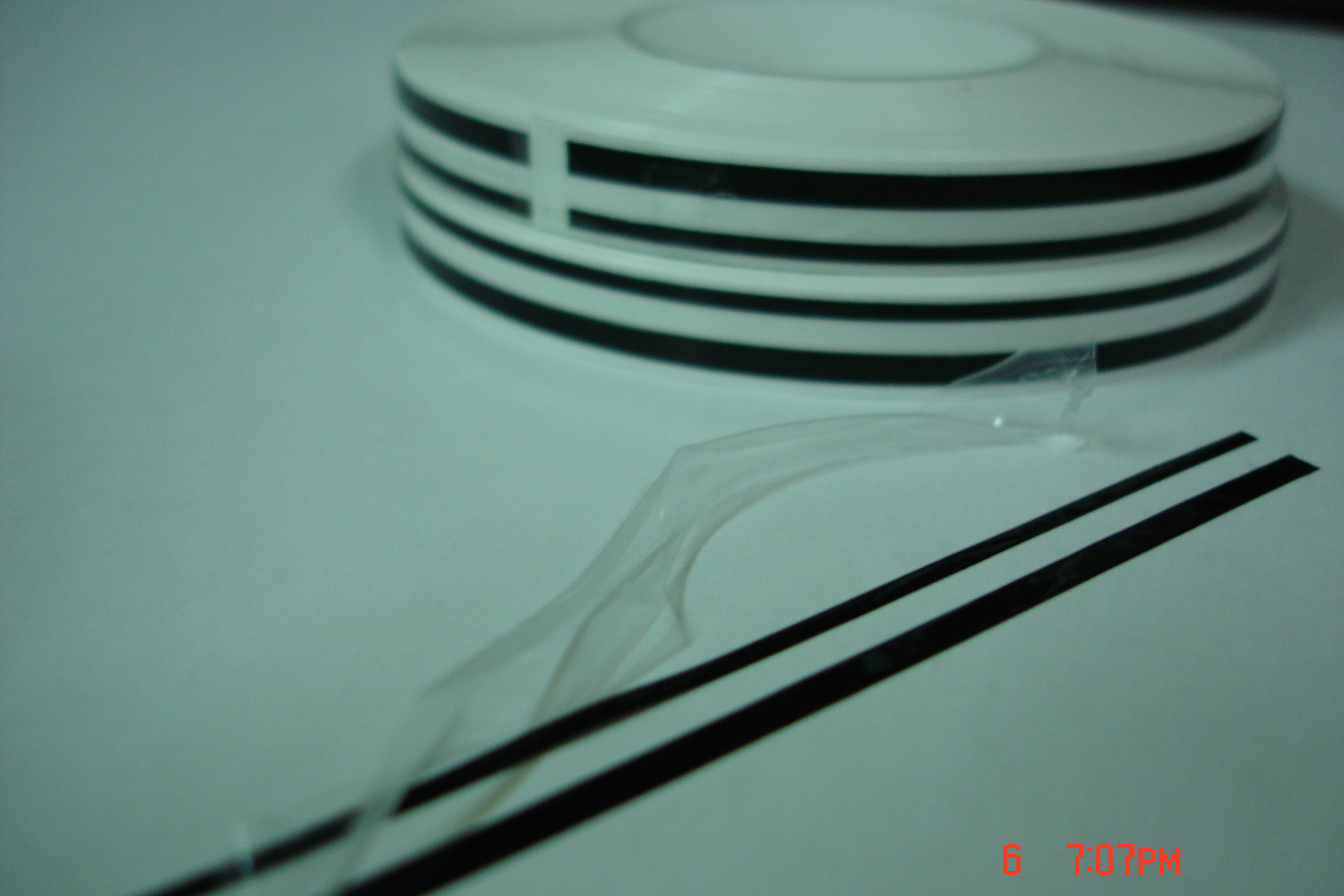 無斷線連續貼條