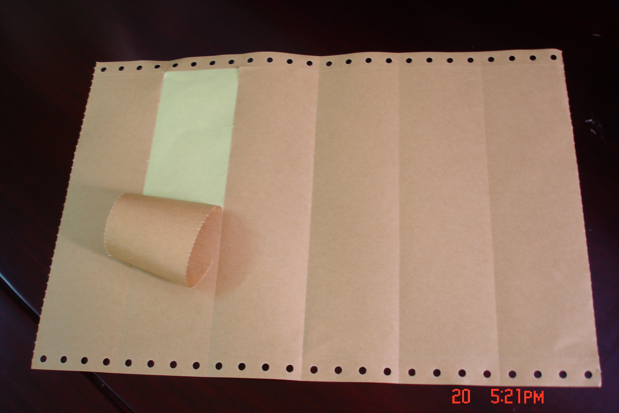 連續式牛皮貼紙