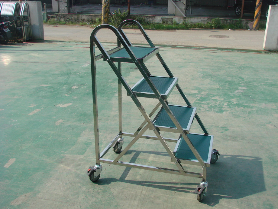 4.不銹鋼四階梯