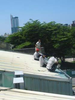 彩色鋼板腐蝕漏水補強-施工前