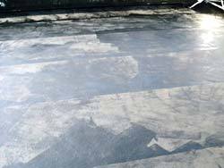 屋頂七層水性防水塗料-施工中