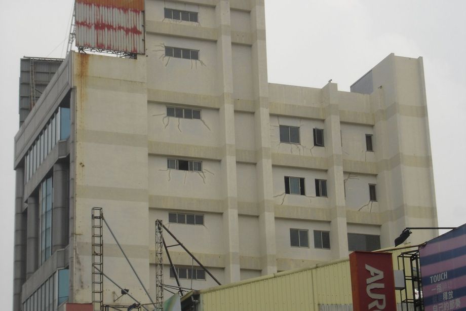 北門路外牆防水施工前