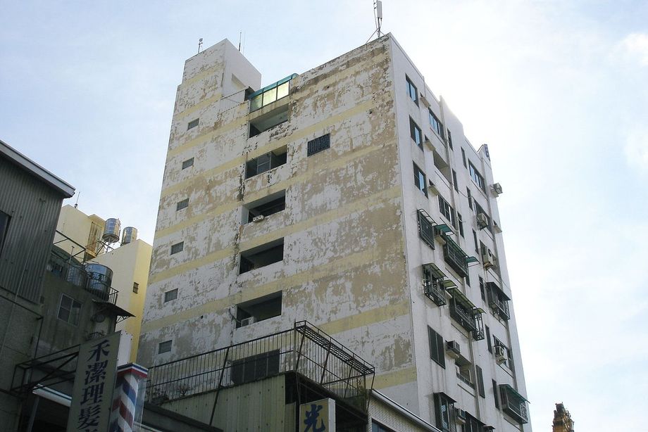 台南大樓外牆防水施工前