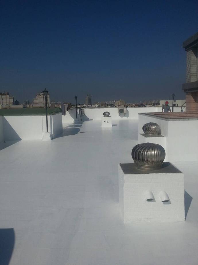 富農街大樓屋頂施工後