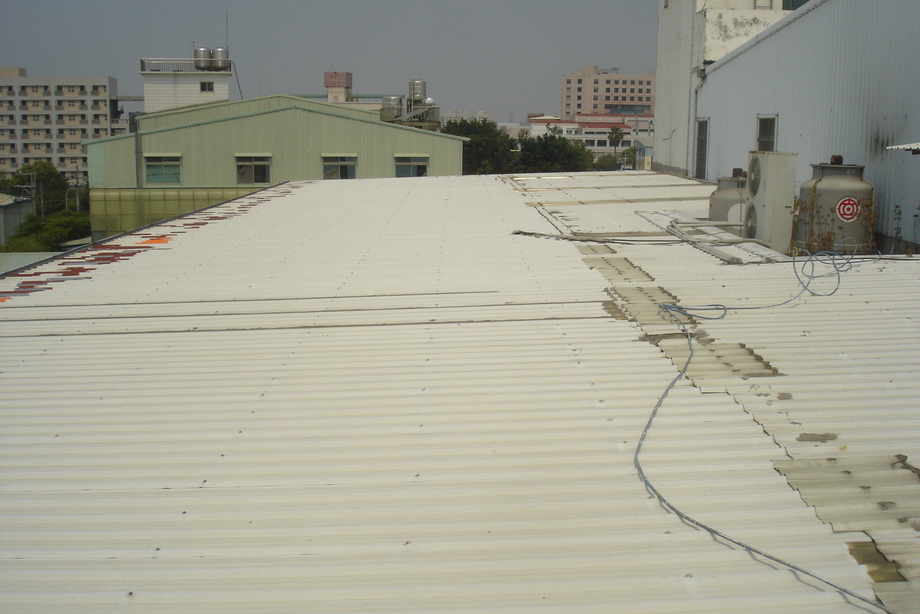 廠房鐵皮屋防熱施工