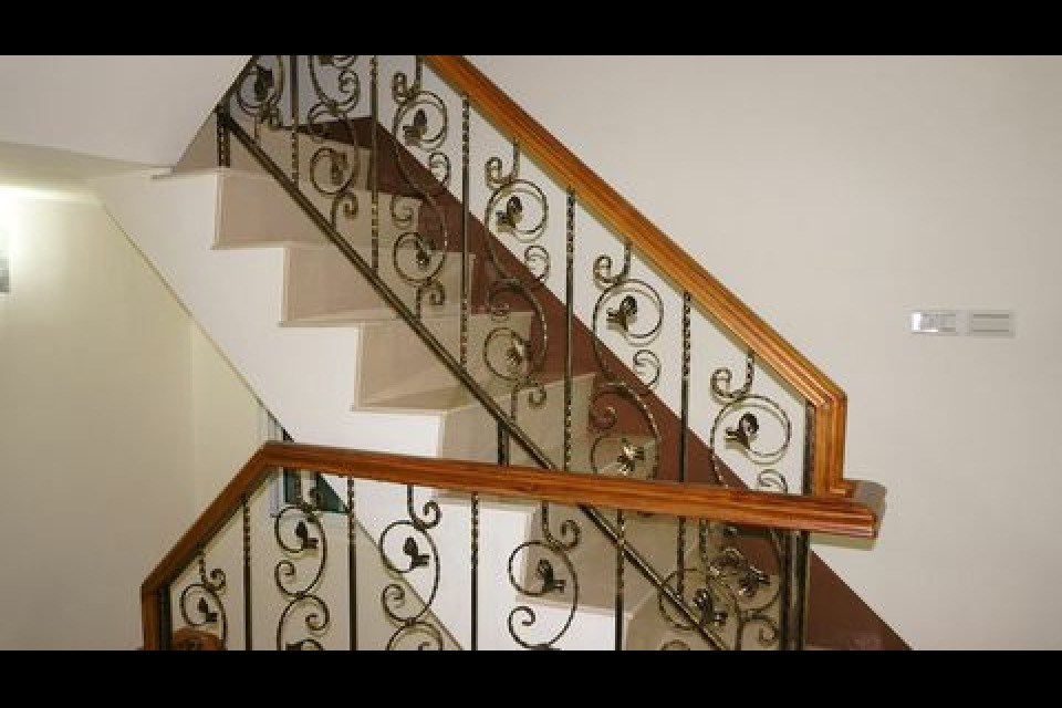 鍛造樓梯扶手