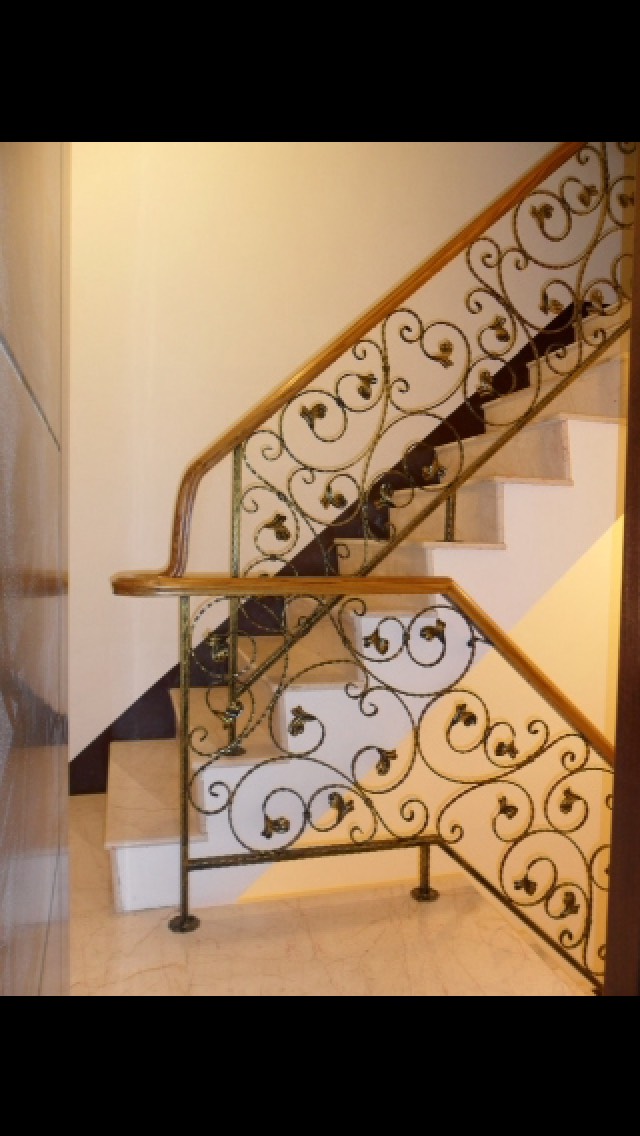 鍛造樓梯扶手