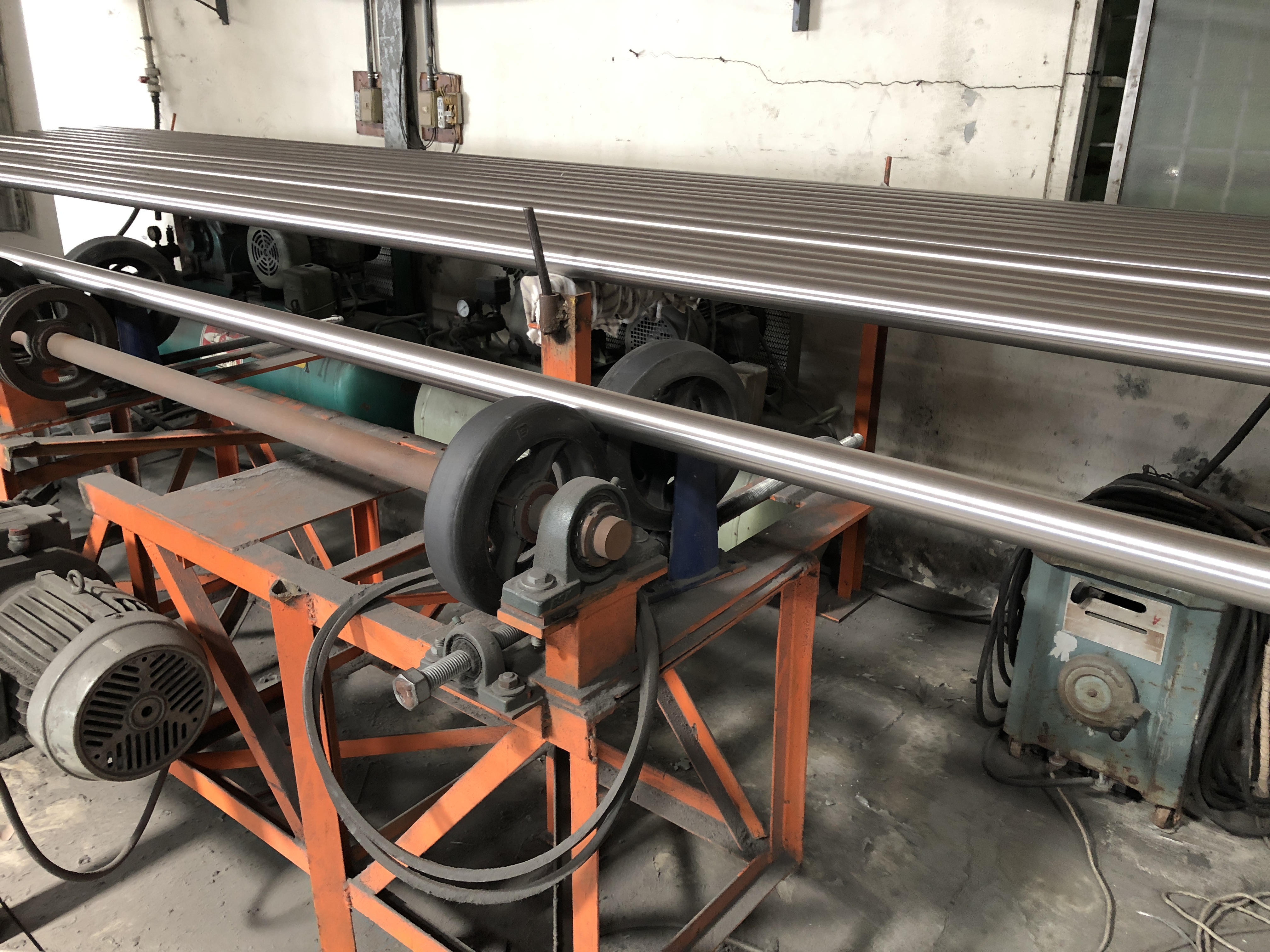 不銹鋼管外拋光