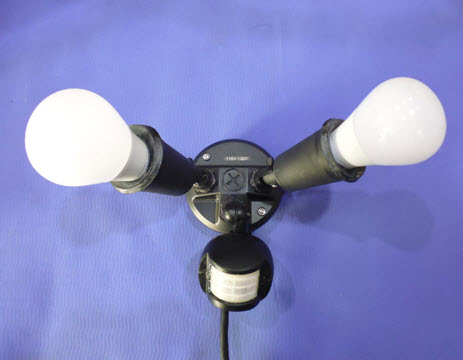 雙頭自動感應燈AEC-314A2