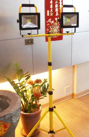 LED充電式雙頭三腳架工作燈SNP-3013LT2-LED