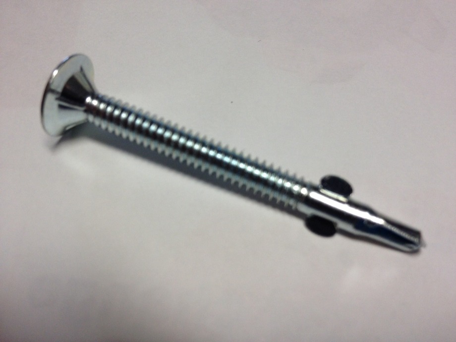 鑽尾有翅膀螺絲