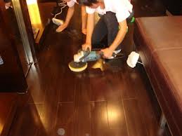 地板打臘打腊保養