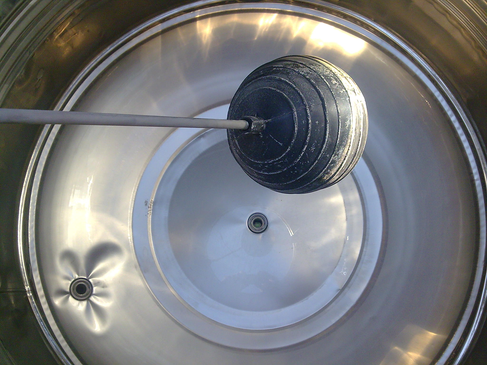 不鏽鋼水塔清洗後