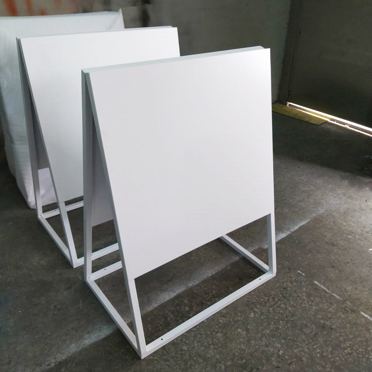 金豐工藝社-展示架專業訂製