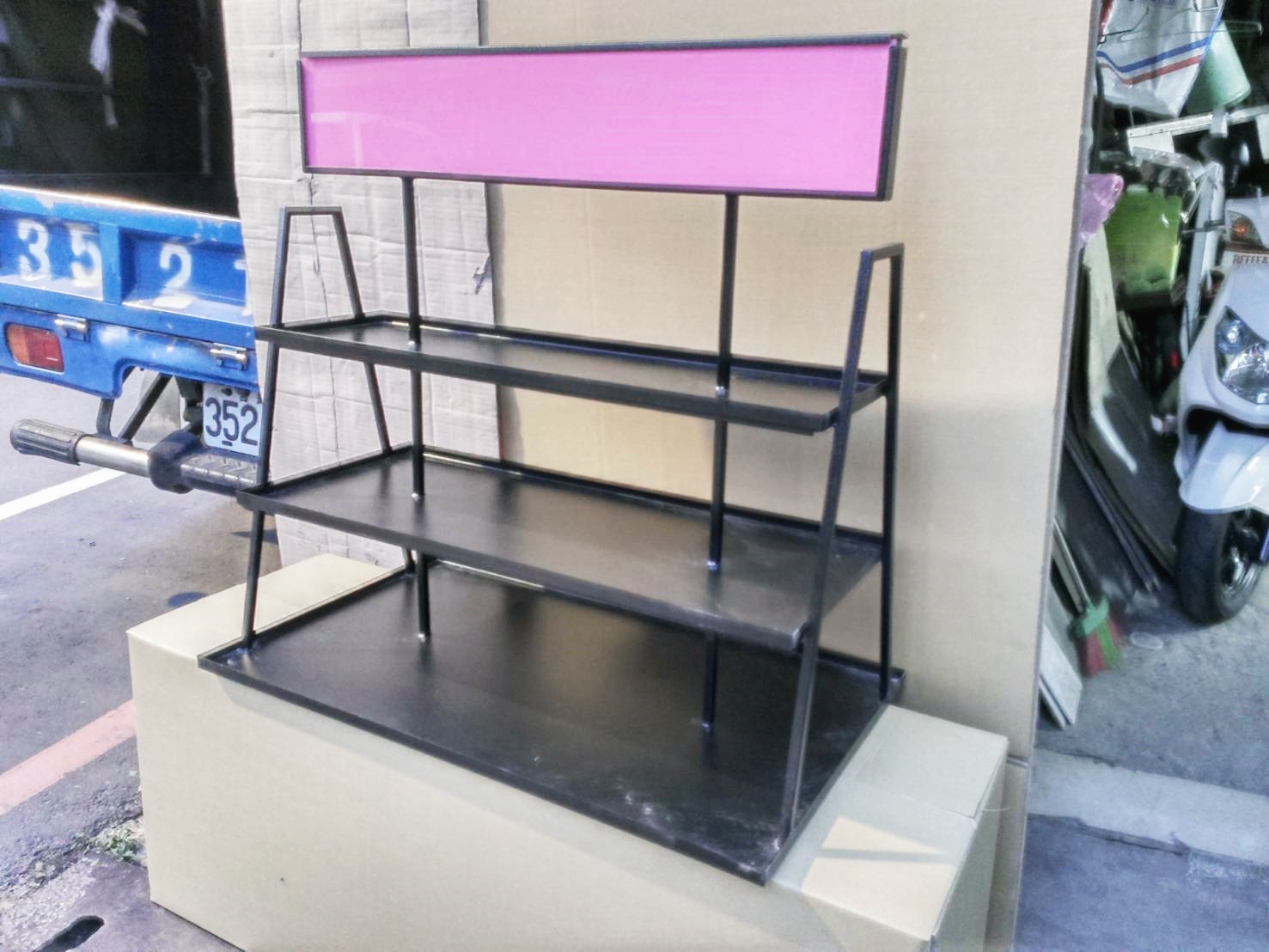 金豐工藝社-展示架專業訂製