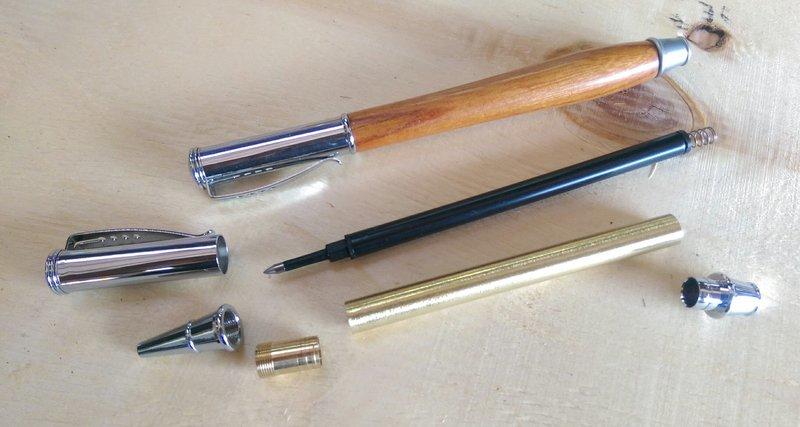 有蓋鋼珠筆雪珈型筆套件