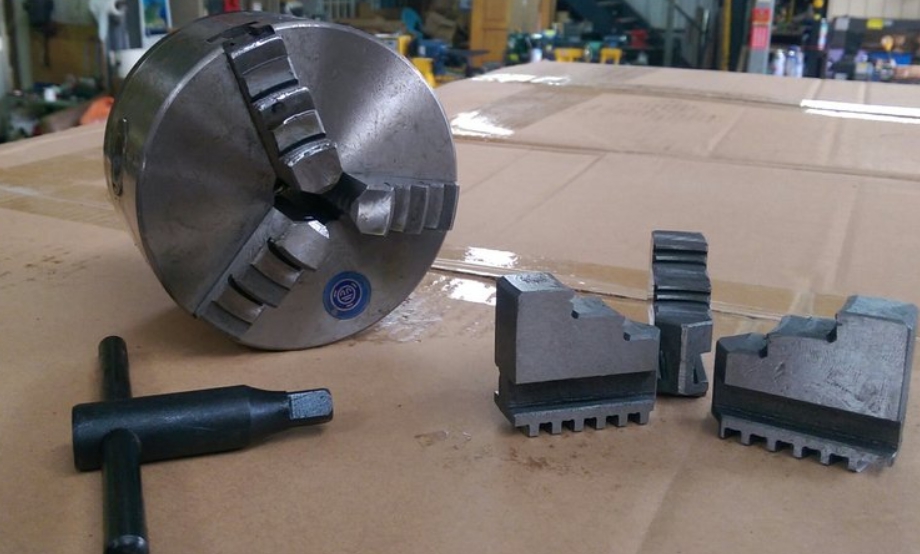 全新同動型三爪夾頭5英吋*130mm