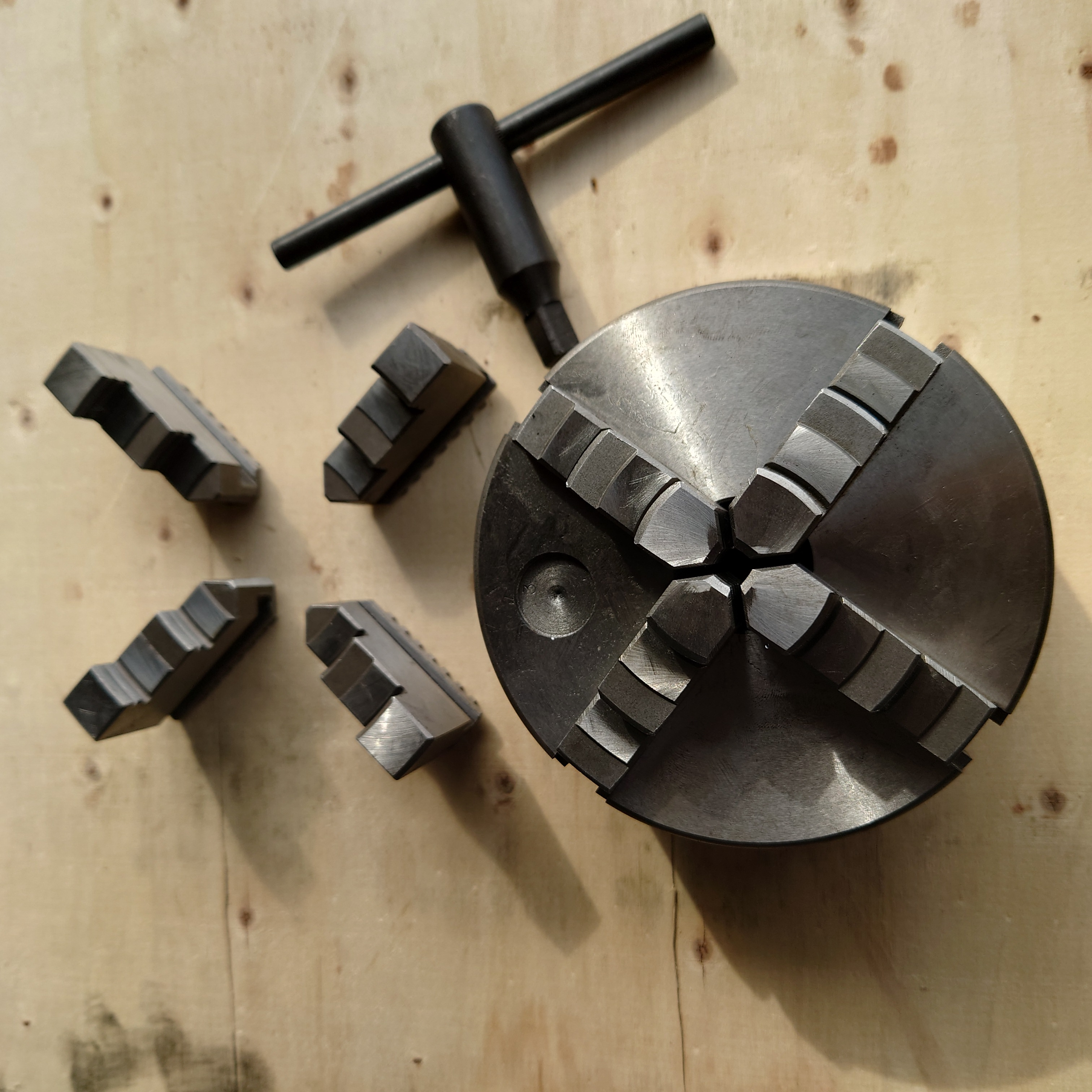 全新四爪同動型夾頭5英吋*125MM