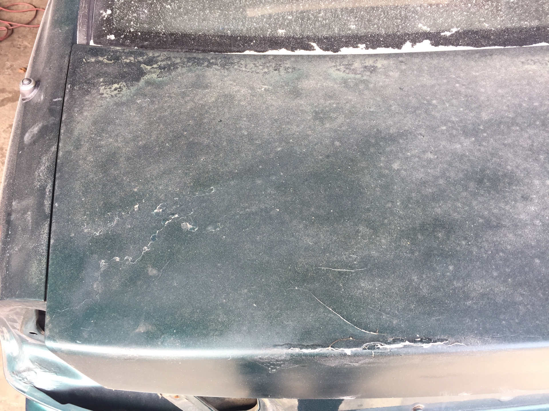 烤漆專輯-鈑金烤漆前-汽車掉漆見鋼板了-久隆汽車修理廠