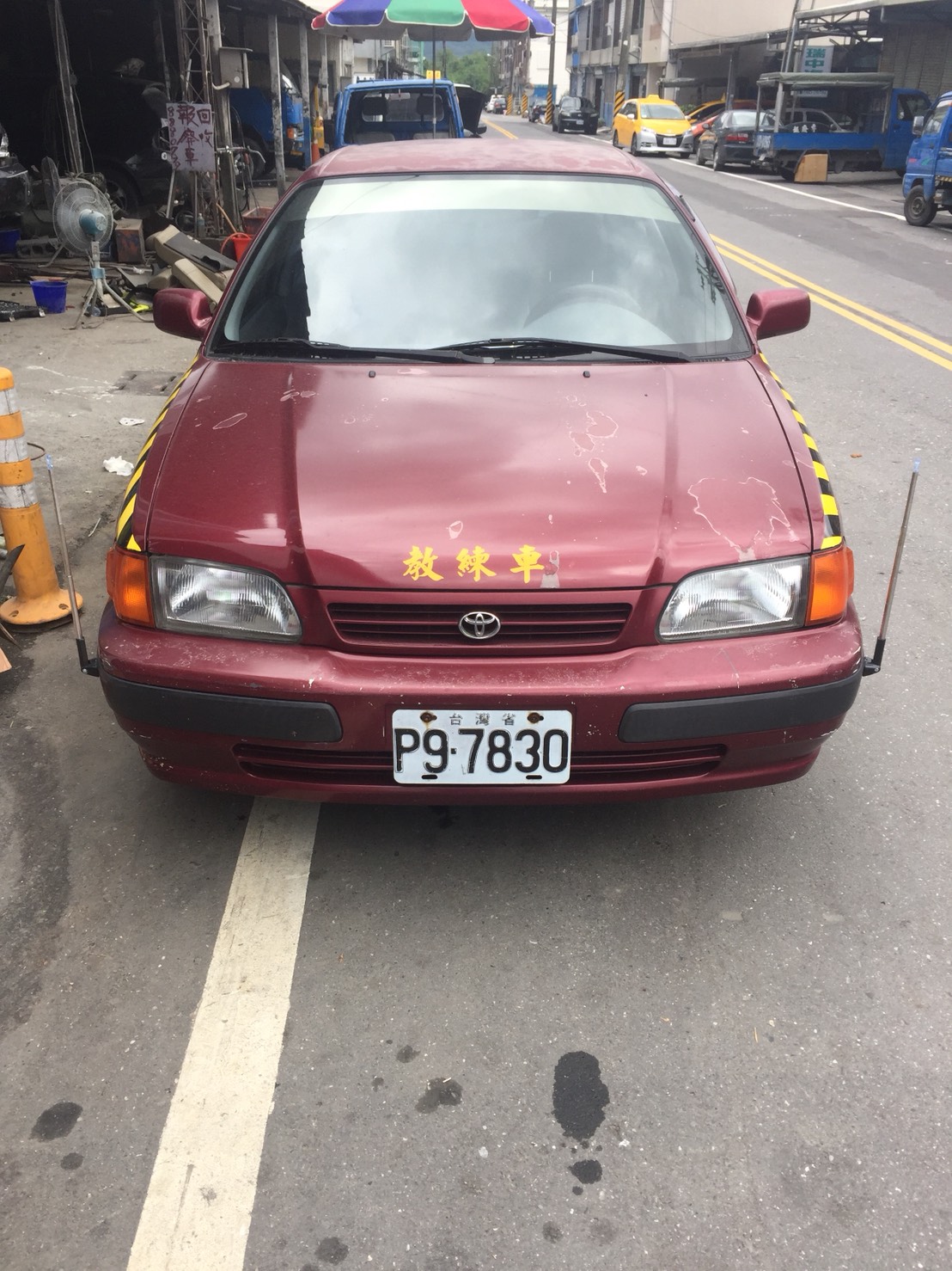 Toyota舊車翻新-烤漆前-久隆汽車修理廠