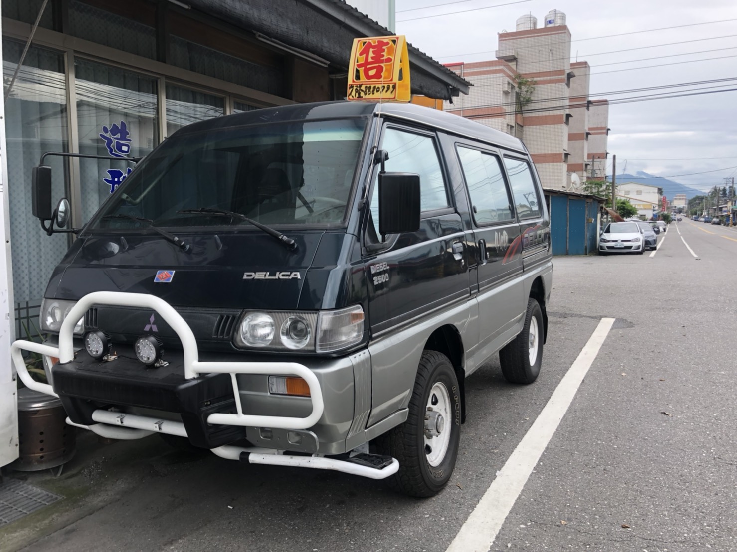 中古車買賣九人座-花蓮.久隆汽車修理廠
