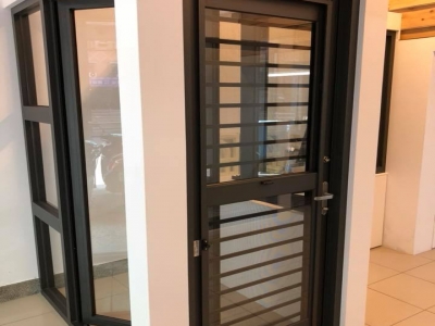 豐群防颱窗景平店-undefined