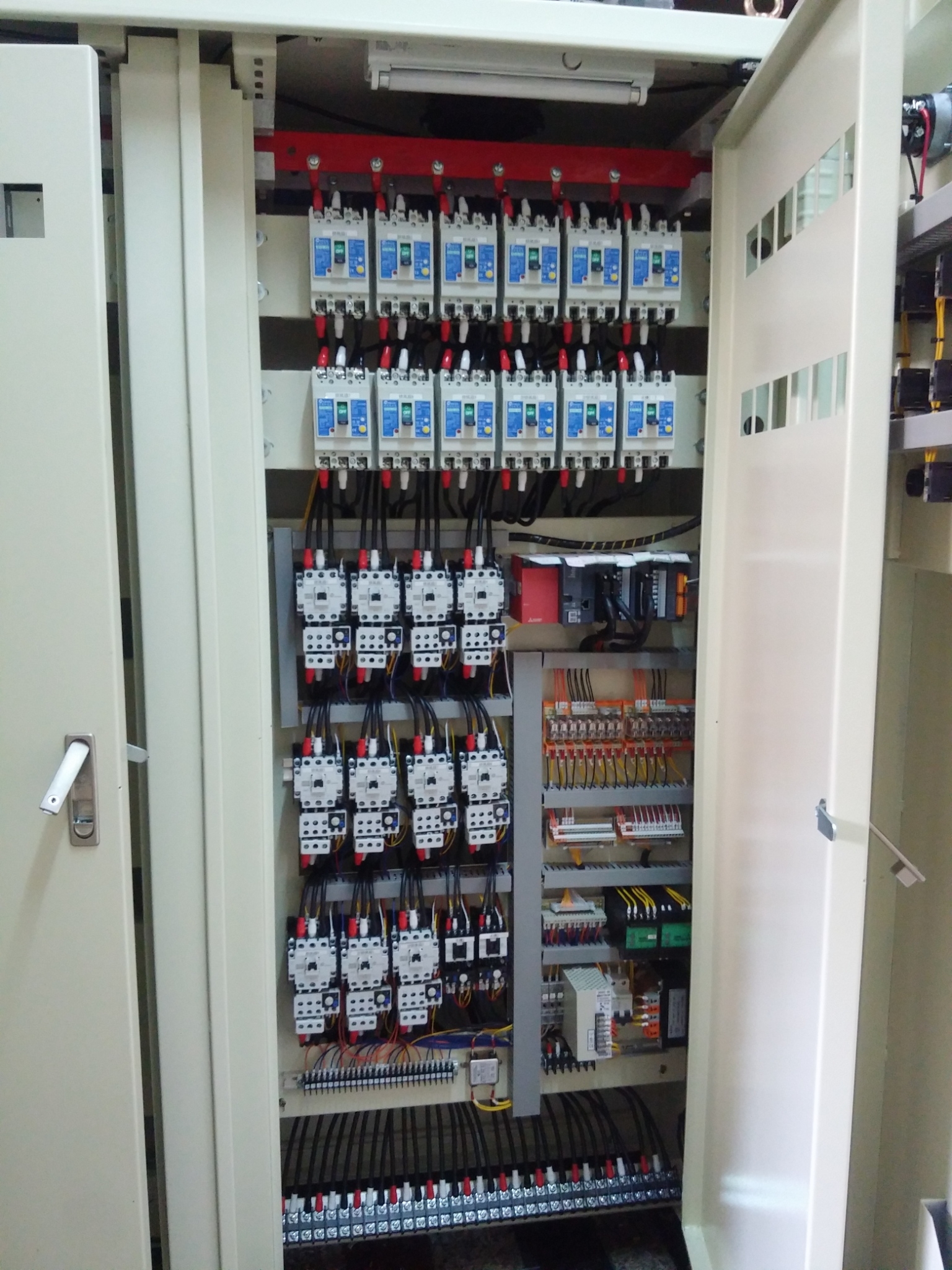 通風設備電控箱