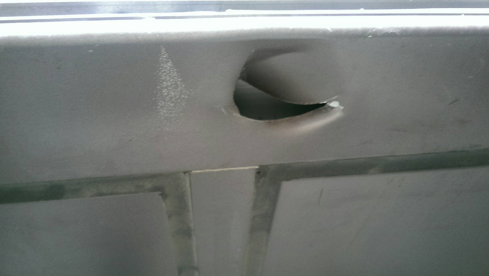 台北市住家鋁門窗凹洞美容修補